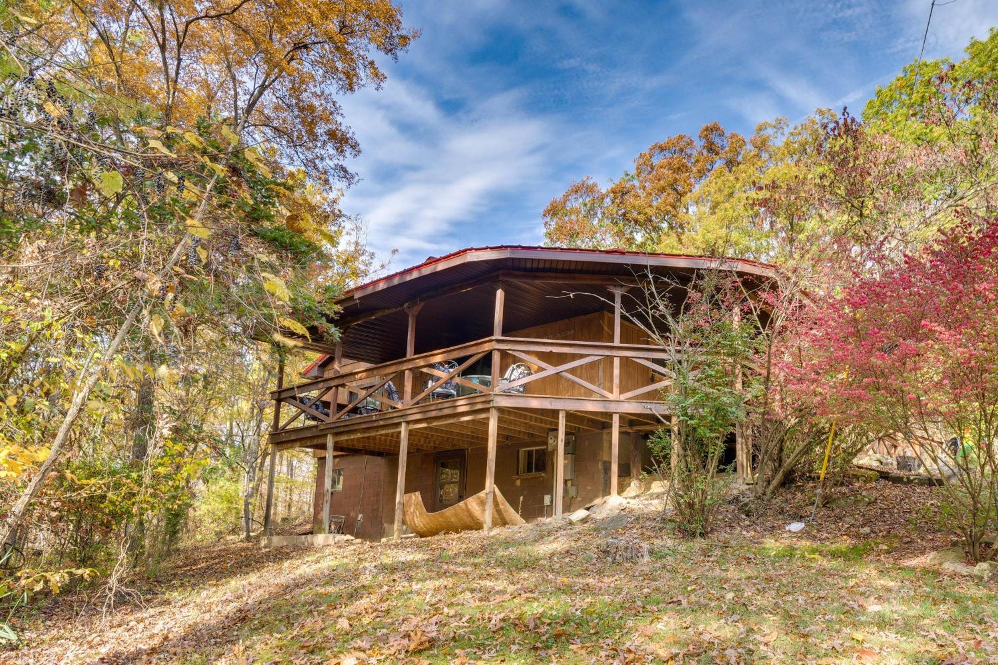 French Lick Getaway With Deck, Grill And Fire Pit! Villa Ngoại thất bức ảnh