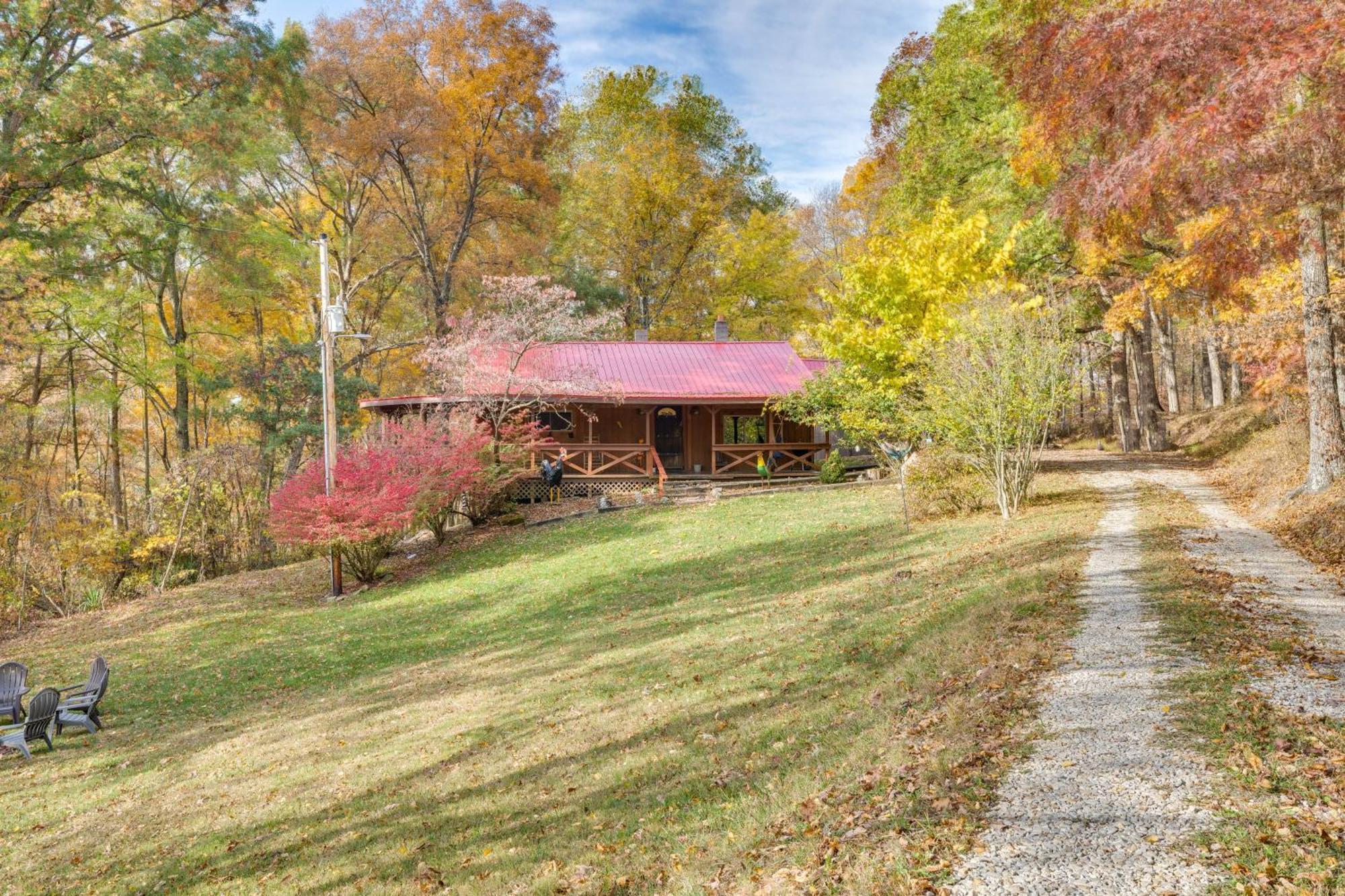 French Lick Getaway With Deck, Grill And Fire Pit! Villa Ngoại thất bức ảnh